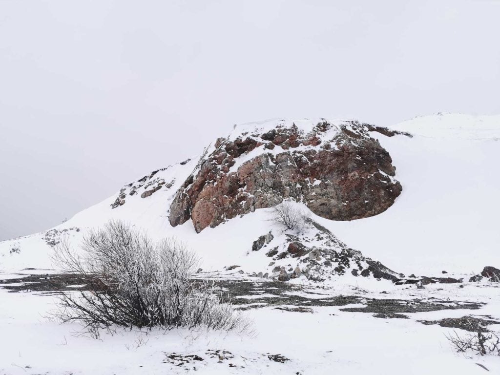 Kaloyan Spotlight Picturesque Snowy Cliff