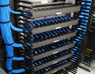 FastComet Core Switches