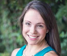 Review by Emily Schneller for FastComet